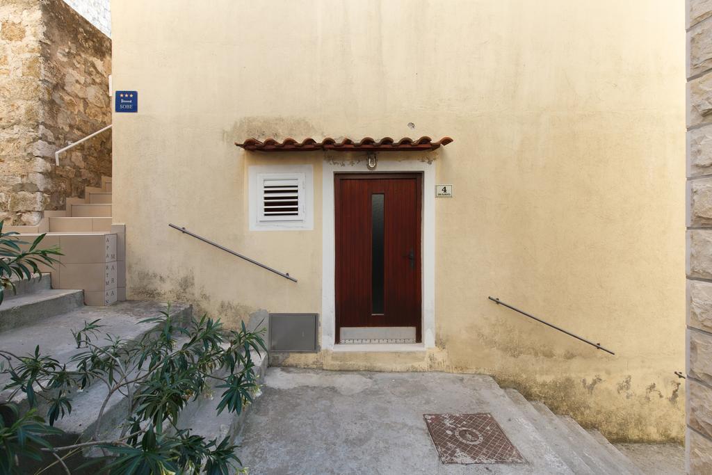 Apartment Dubica Hvar Town Exterior photo